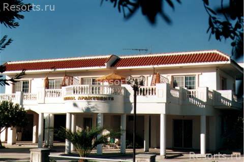 Colonial Hotel 